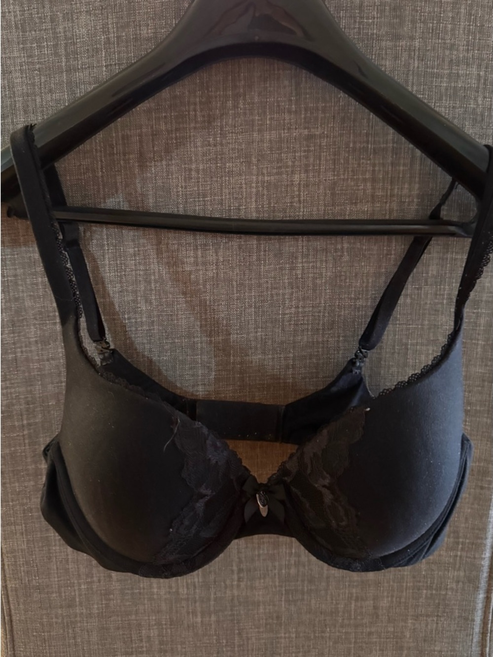 Victoria's Secret Body By Victoria Perfect Shape Black Lace-Trim Underwire Bra